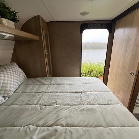 Готель Surfside Glamping Camper Клемет Екстер'єр фото